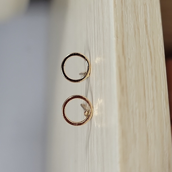 Petit Ring Stud Earrings - Picture 1 of 5